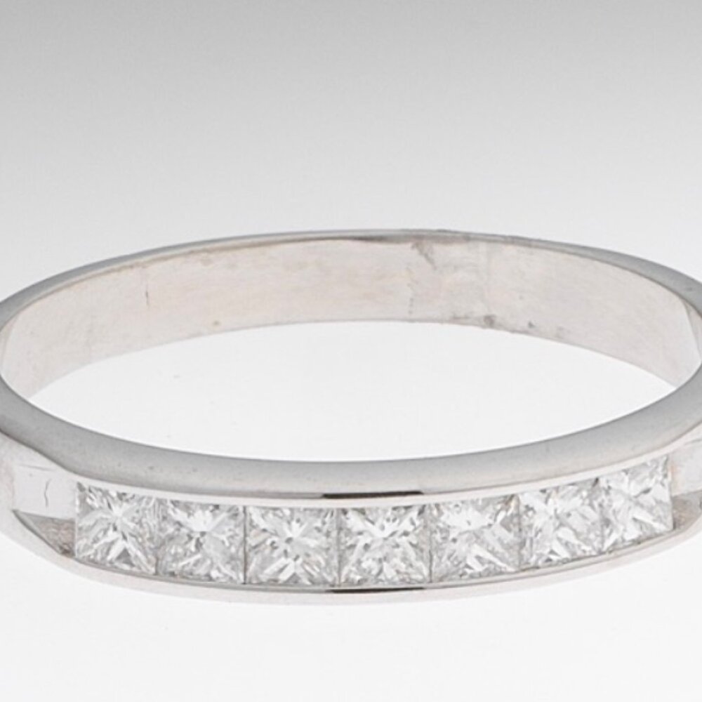 Ladies' 14k White Gold and Diamond Band Ring .050 ct, 2.7 gm Size 8